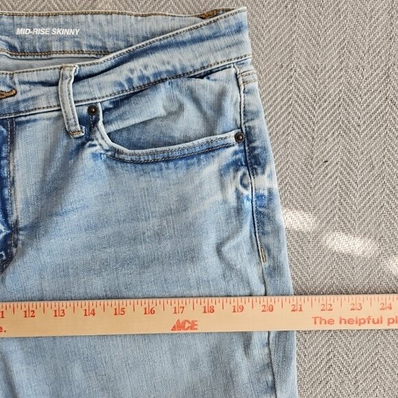 NY&C Women's Jeans Size 18 Mid-Rise Skinny NWT RN 23243 Rainbow Heart Embroidery - Picture 13 of 16